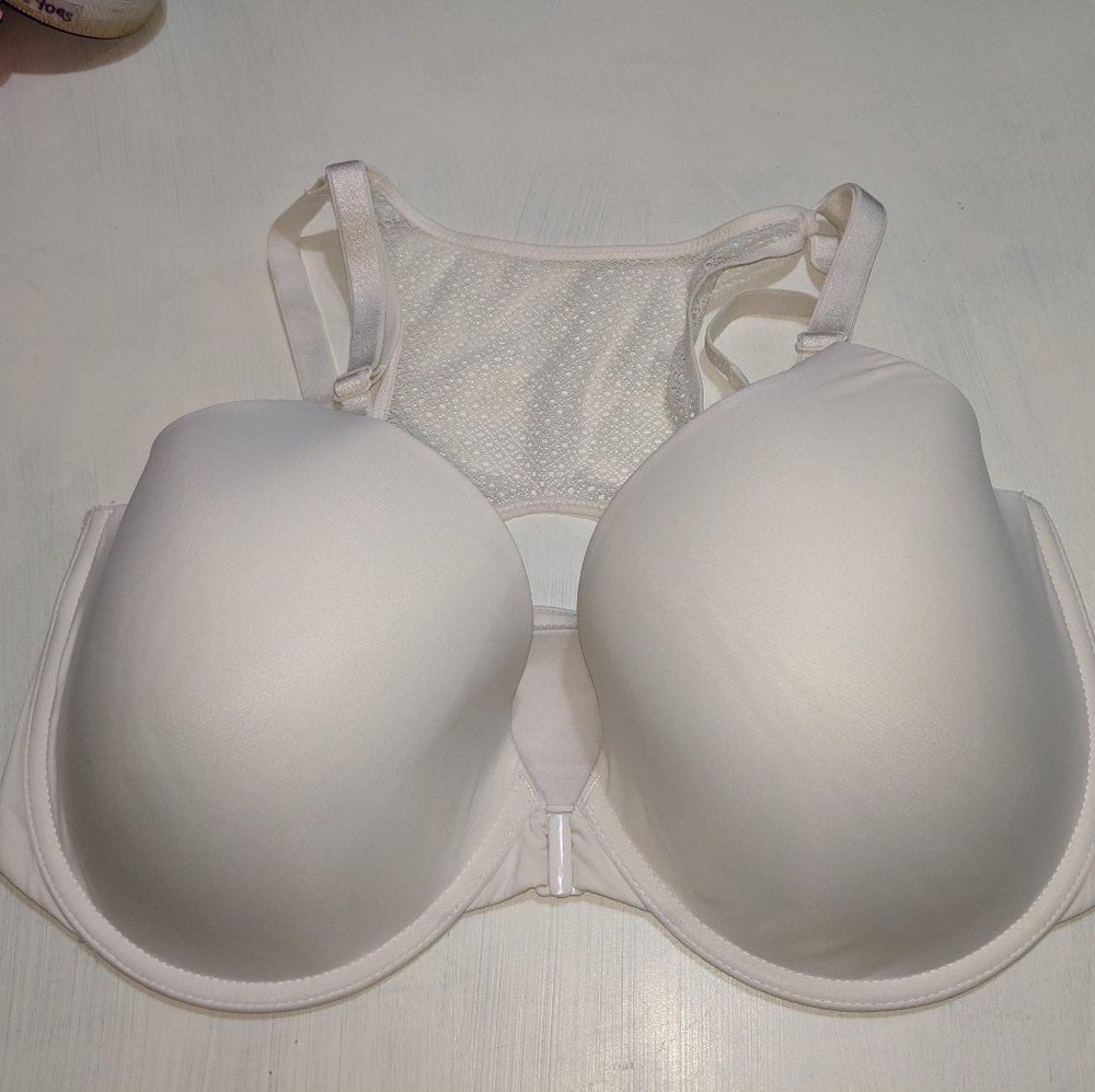 Victoria's secret t-shirt lightly lined demi 36DDD
